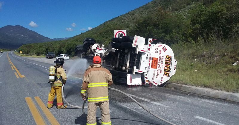 Analizan posibles daños por derrame de químico en río de Tamaulipas