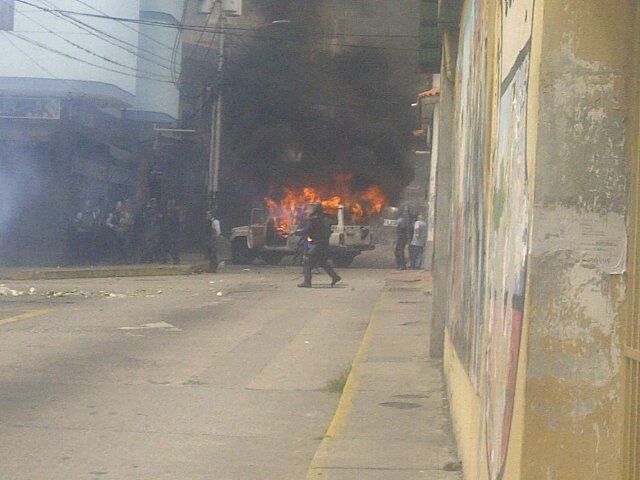 Al menos 140 detenidos y 20 heridos por las marchas en Venezuela - Venezuela-10