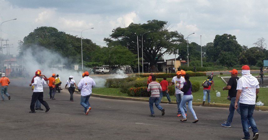 Al menos 140 detenidos y 20 heridos por las marchas en Venezuela