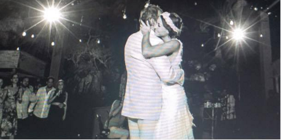 ‘Hasta siempre papito’: Zuria Vega