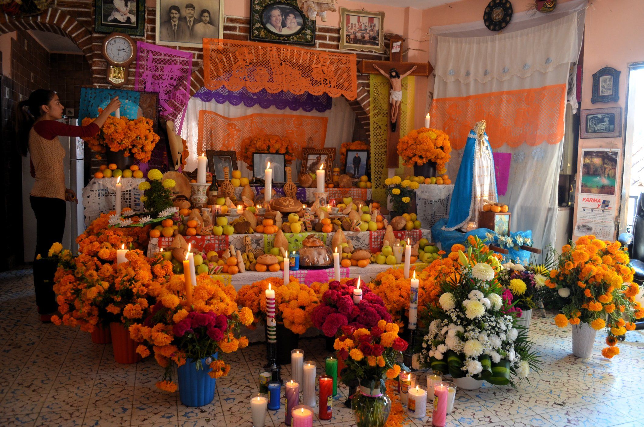 Así celebran el Día de Muertos alrededor del mundo - altar-de-muertos