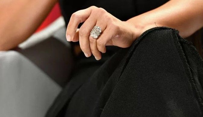 Portero del edificio revela detalles del atraco a Kim Kardashian - anillo-diamantes-de-kim-kardashian