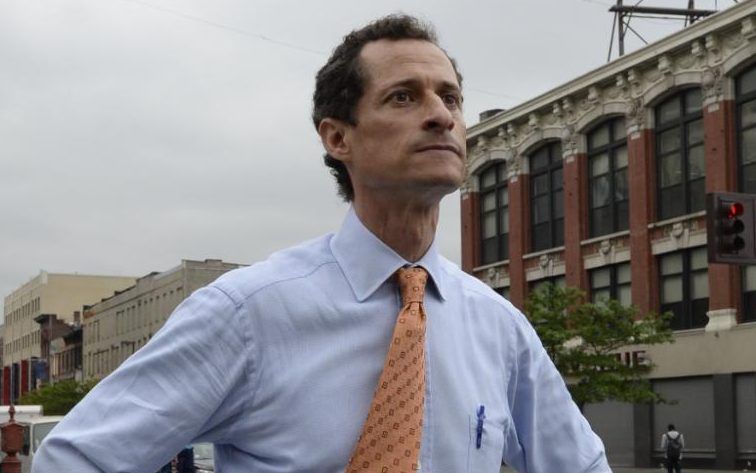 Nuevo escándalo sacude campaña de Hillary Clinton - anthony-weiner