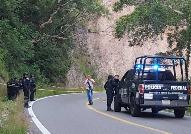 Banda de jóvenes, responsable de muerte de normalistas en asalto: Astudillo - asalto-normalistas