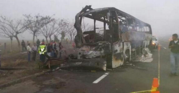 Fiscalía entrega cuerpos de víctimas del accidente en la Córdoba-Veracruz - autobus-veracruz-córdoba