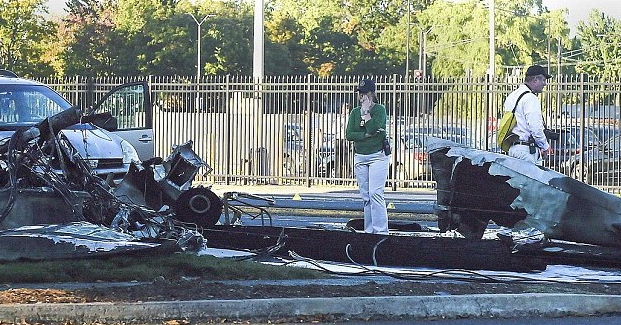 Piloto estrella intencionalmente su avión en Connecticut. Un muerto y 3 heridos