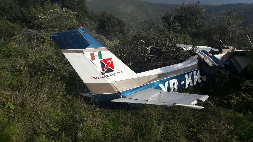 Se desploma avión pequeño en Veracruz