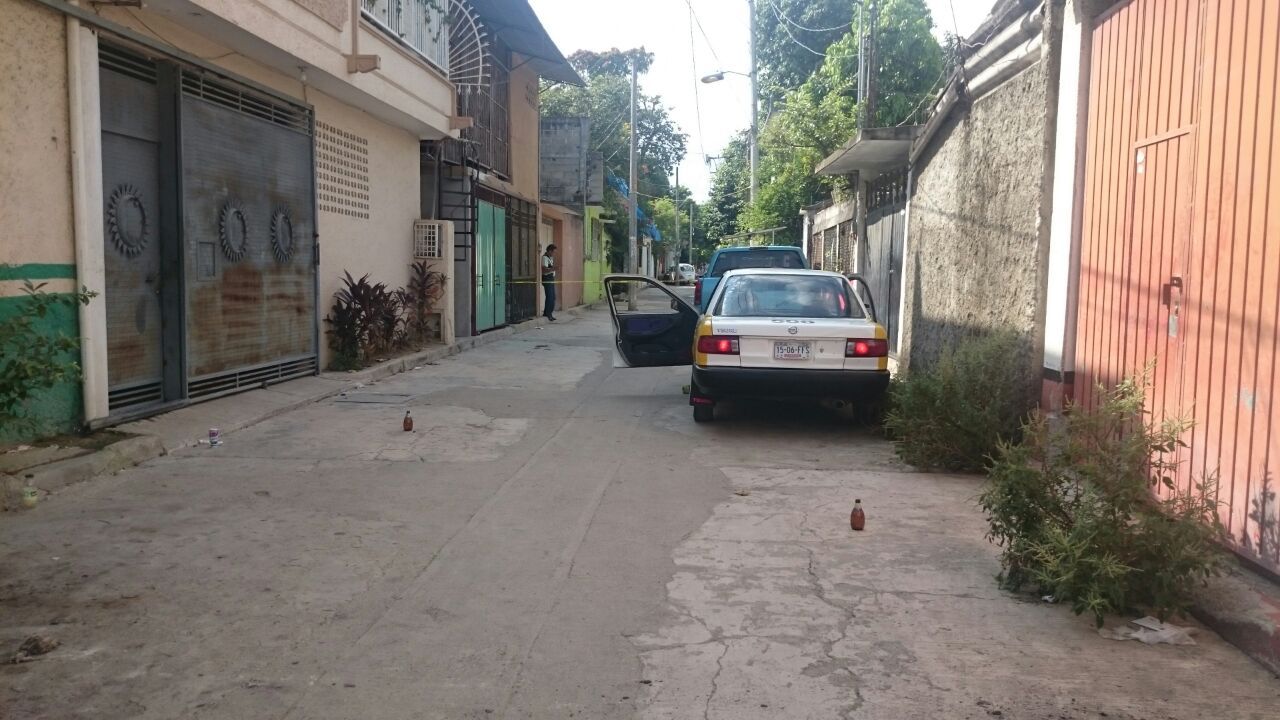 Balacera en Acapulco deja un taxista muerto y un herido