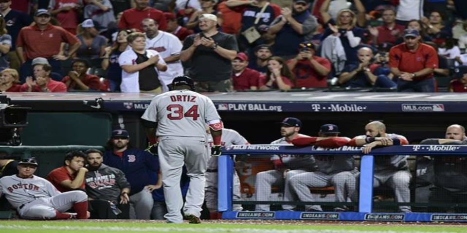 Indios ponen al borde de la eliminación a Boston