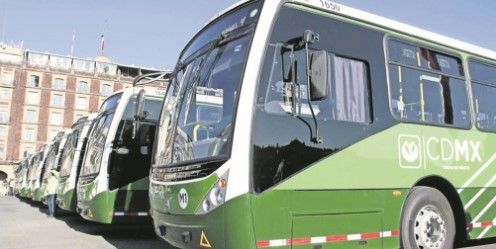 Balean autobús porque no les hizo la parada