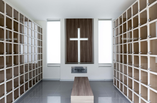 El Vaticano prohíbe esparcir, dividir o conservar las cenizas de los muertos - cenizas