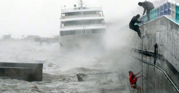 Mueren 5 personas en Corea del Sur por el paso del tifón Chaba - chaba-4