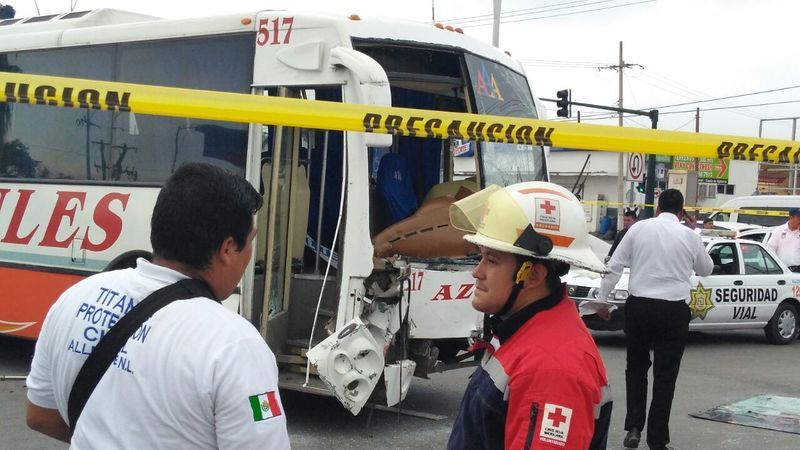 Choca secretario de seguridad de Allende, Nuevo León - choque-secretario-de-seguridad-allende2