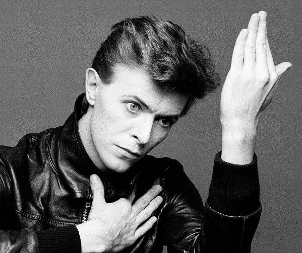 Las 13 celebridades muertas mejor pagadas de 2016 - david-bowie