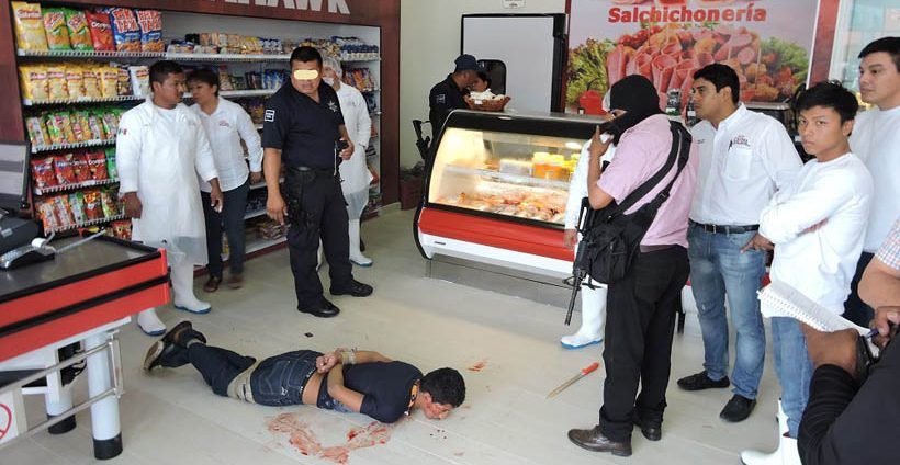 “El Escuadrón de la Muerte” captura a ladrón de carnicería en Tabasco