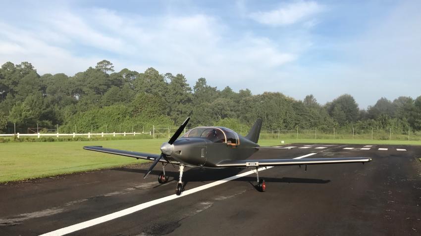 Construyen avión de madera en México - descarga-12