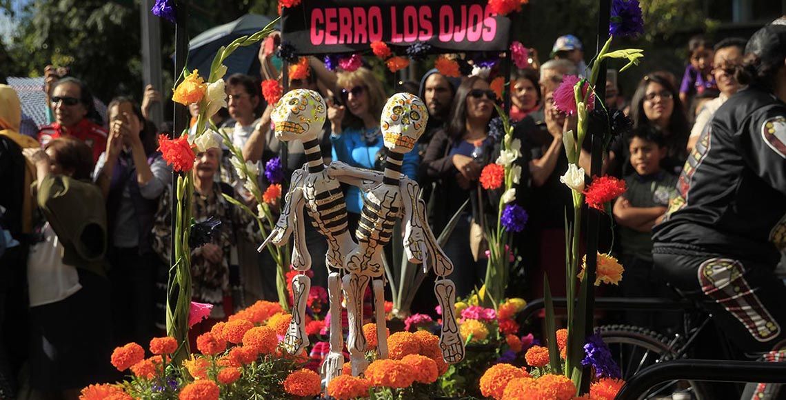 Galería: desfile por '007 Spectre' en el Zócalo capitalino - desfile-dia-de-muertos-calavaras-zocalo-RA6