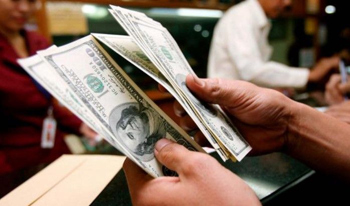 Dólar cierra en 19.65 pesos Dólar cierra en 19.65 pesos