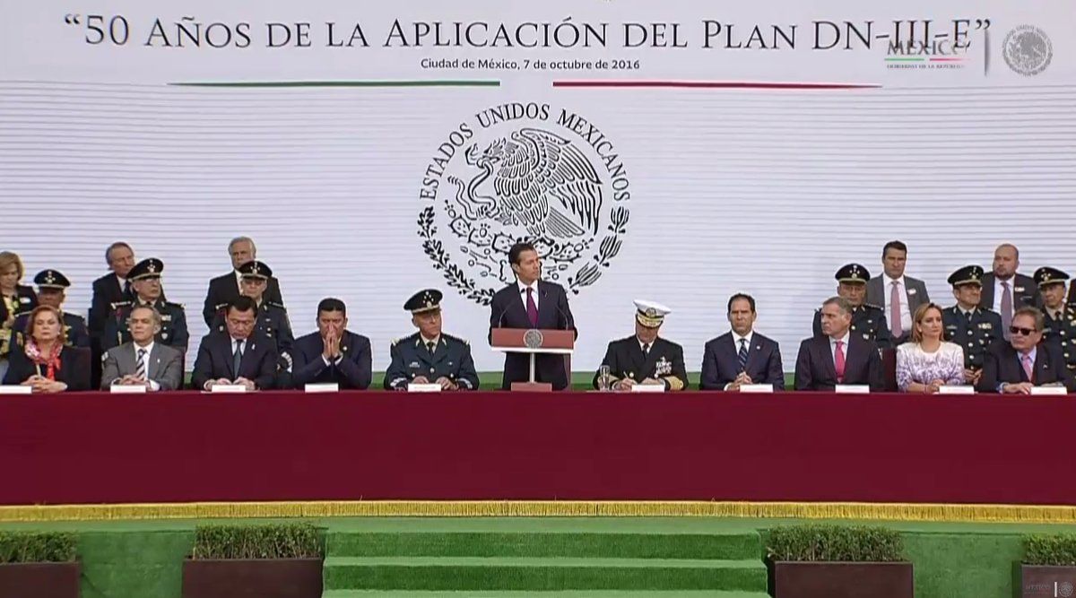 Honra EPN a militares caídos durante su administración