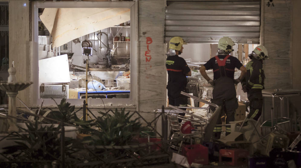 Explosión en una cafetería deja 90 personas heridas en España - explosion-españa-1