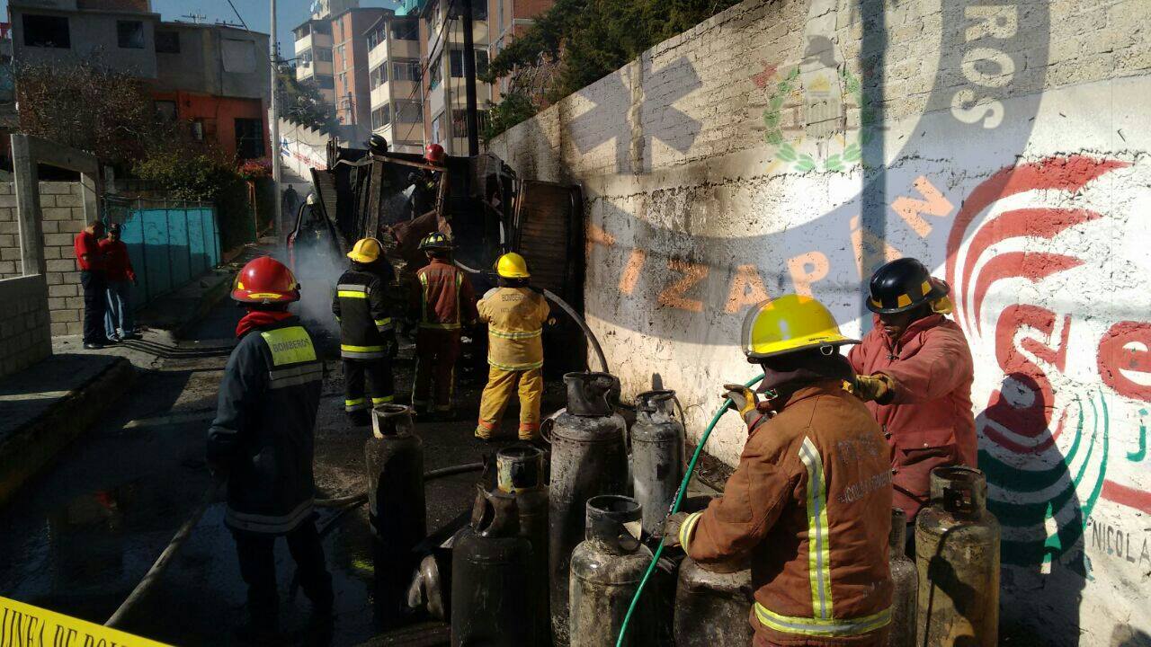 Se incendia camión repartidor de gas en Nicolás Romero - explosion-gas