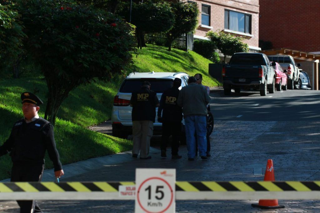 Exministro guatemalteco dispara a agentes y luego se suicida - guatemala-1-1024x682
