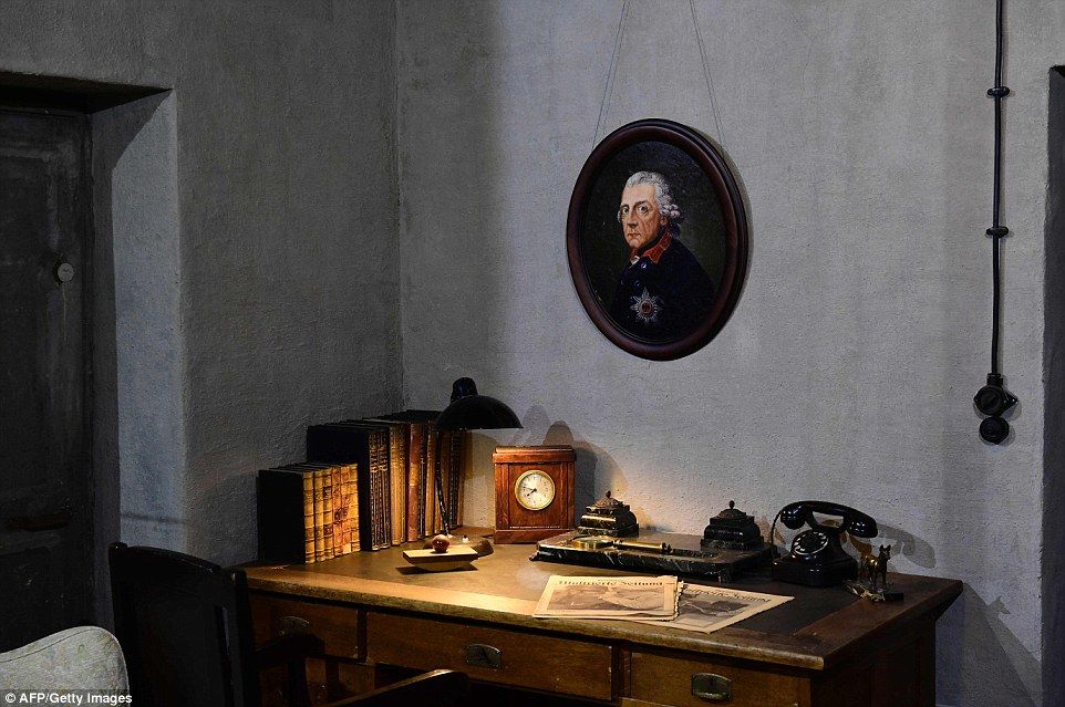 Así era el búnker de Hitler - hitler4