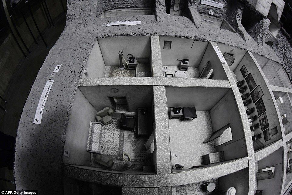 Así era el búnker de Hitler - hitler5