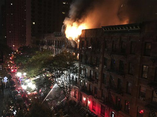 Incendio en edificio de Nueva York deja un muerto y doce heridos - incendio-ny-1