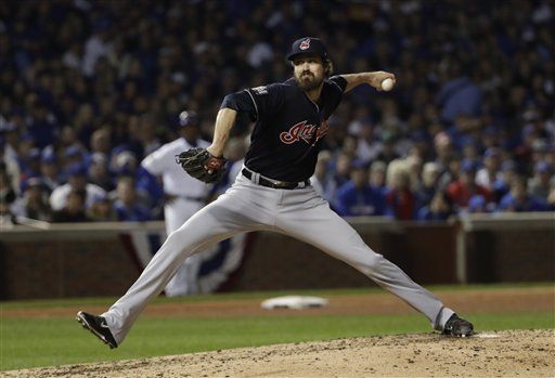 Indios amargan el regreso de la Serie Mundial al Wrigley Field - indios-1-0-cubs-j3-ws