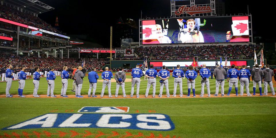 Marco Estrada y los Azulejos pierden en el primer duelo de la Serie de Campeonato Marco Estrada y los Azulejos pierden en el primer duelo de la Serie de Campeonato