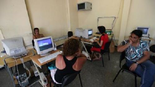 Prevén que hogares cubanos tengan internet antes de 2017