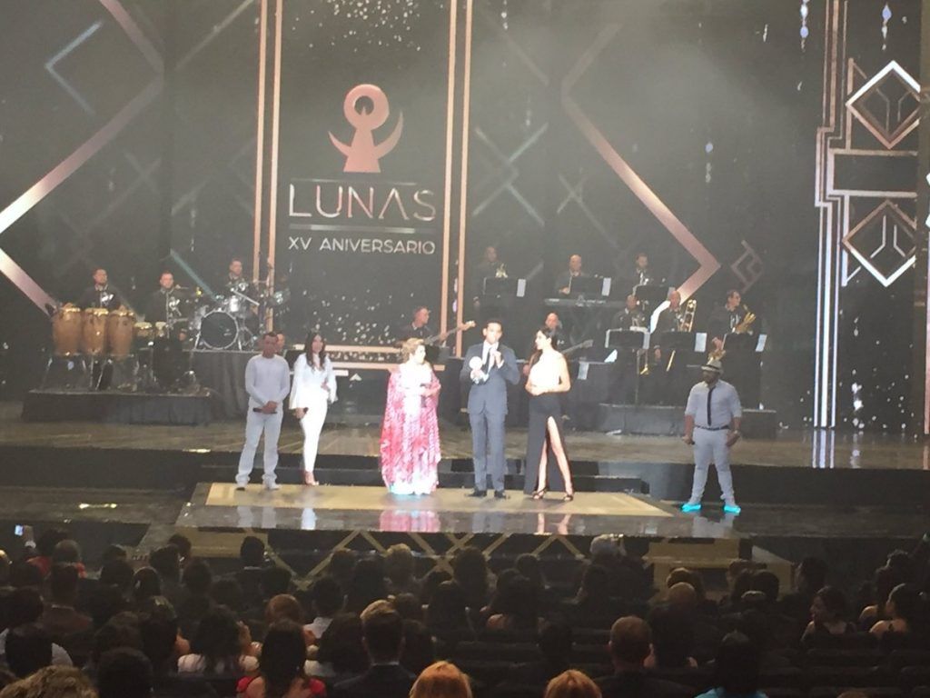 Reconocen a Juan Gabriel en 15º entrega de las Lunas del Auditorio - ivan-aguilera-juan-gabriel-1024x768