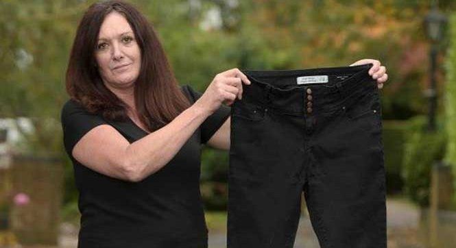 Mujer casi pierde las piernas por utilizar jeans ajustados