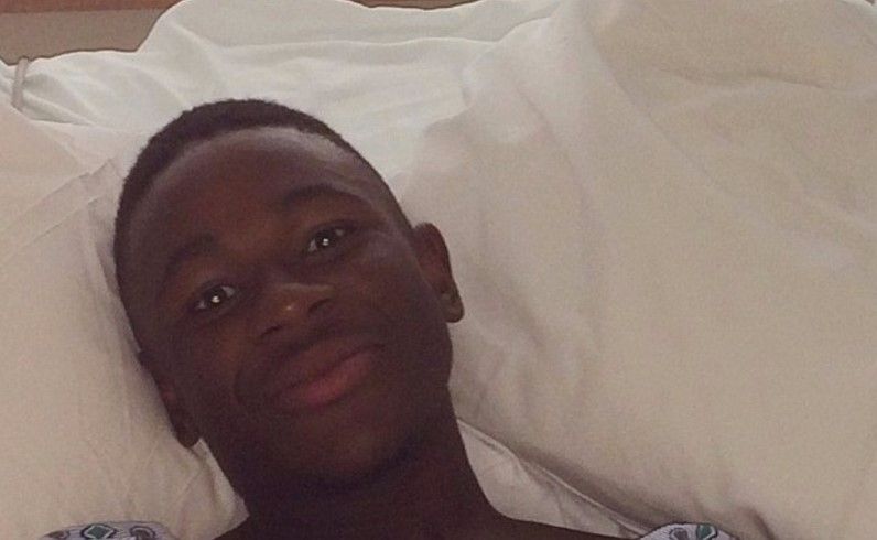 Joven afroamericano despierta de un coma hablando español - joven-afroamericanoIII