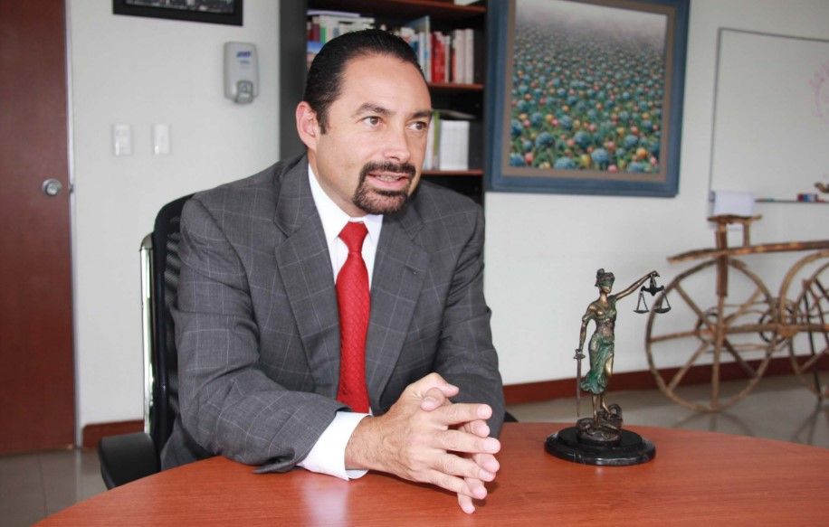 Nombran a Julio Hernández Barros nuevo titular de Atención a Víctimas