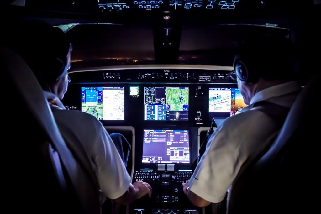 Así es el nuevo jet privado de Jackie Chan - legacy-9-1024x683