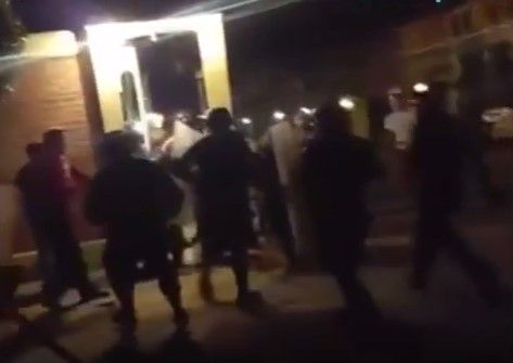 Detienen a comerciante que propició intento de linchamiento en Toluca