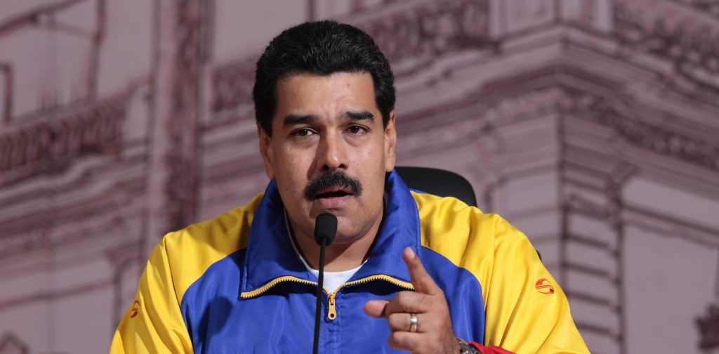 Maduro encarcelará a cada uno de los 33 magistrados nombrados por la oposición - maduro-1-e1477508471671-1024x504
