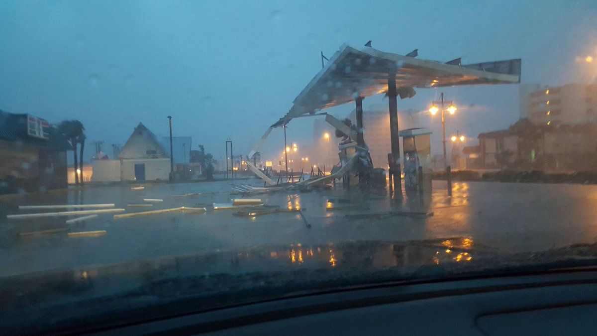 Más de 400 mil personas sin luz por huracán Matthew