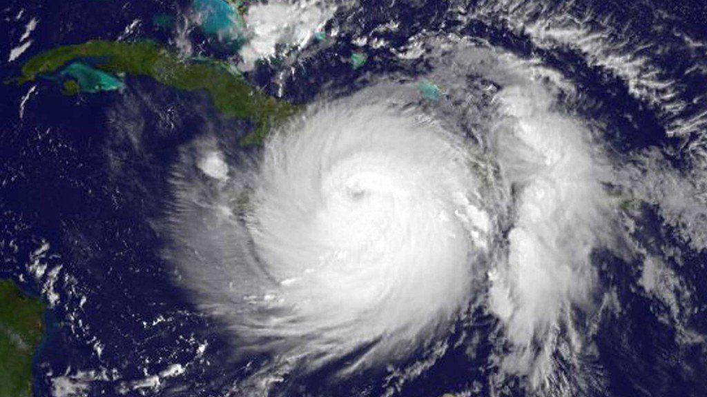 Huracán Matthew podría ser devastador en Florida