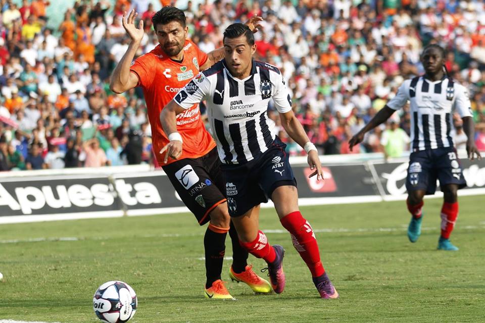 Rayados golea a Chiapas y sigue en la pelea por la liguilla - monterrey-jaguares-2