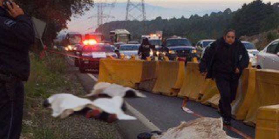 Encuentran 4 cadáveres en la México-Toluca