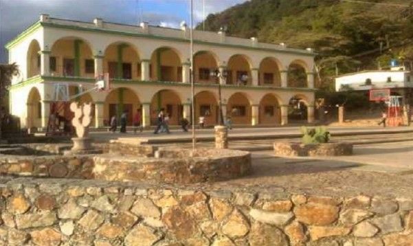 Retienen a funcionarios de Derechos Humanos en Oaxaca