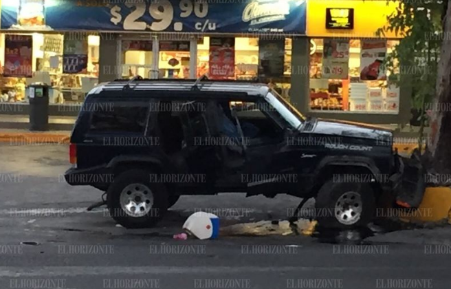 Mueren policía y delincuente durante persecución en Monterrey - persecusion-monterrey-2