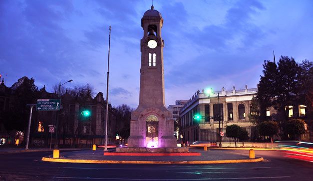Así surgió el Barrio Chino de la Ciudad de México - reloj-chino-1