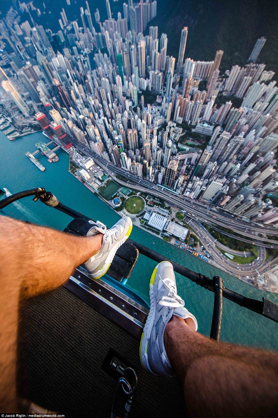 Bloguero busca asistente para viajar por todo el mundo - riglin4