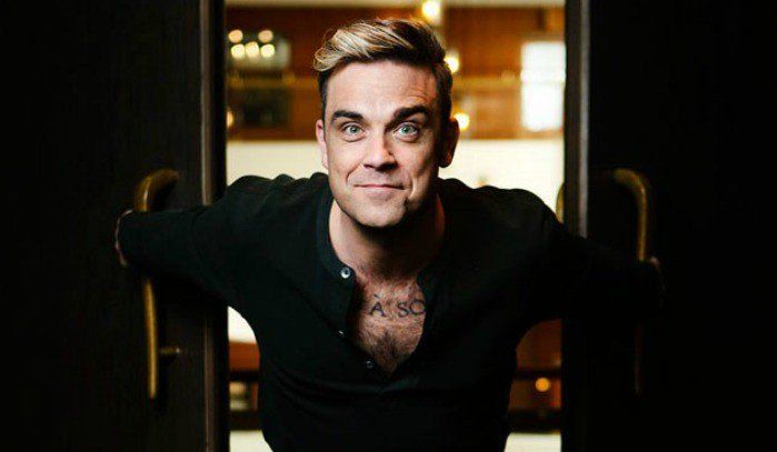 Robbie Williams lanza video de ‘Party like a Russian’