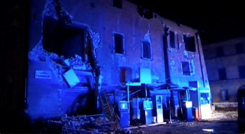 Video: sismos en Italia dejan destrozos en el centro del país - sismo2