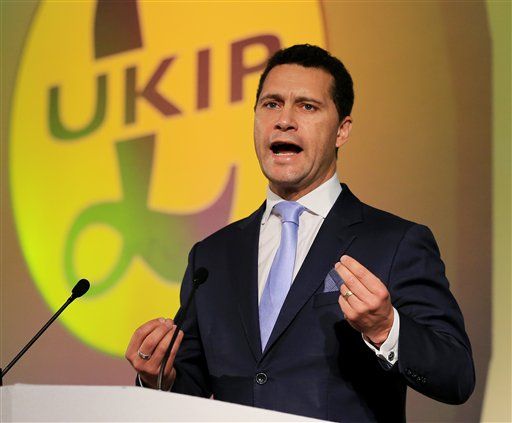 Hospitalizan a legislador británico tras altercado con colegas - steven-woolfe